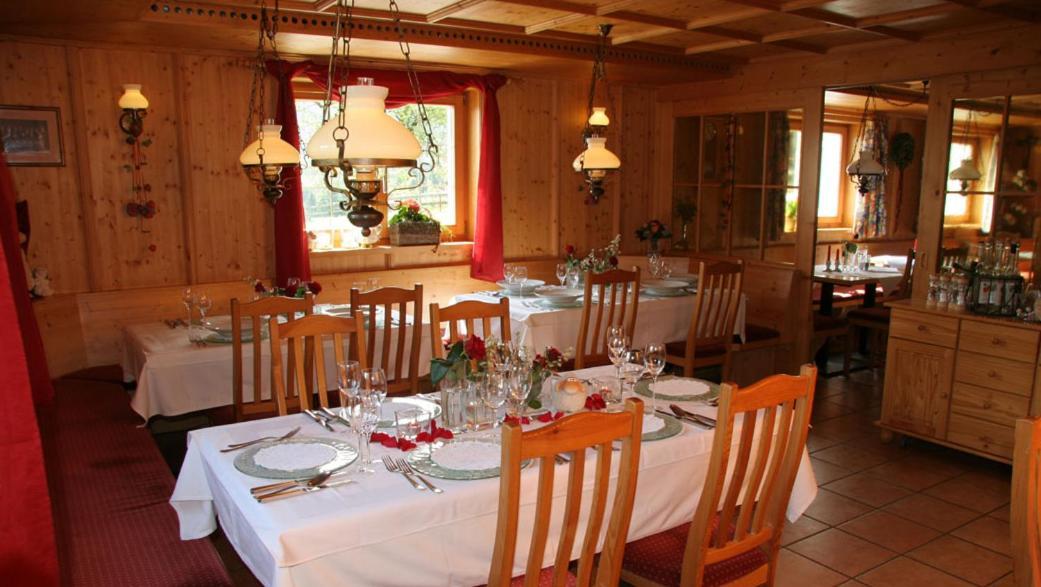 Hotel Gasthaus Schaefle Buerserberg Ngoại thất bức ảnh