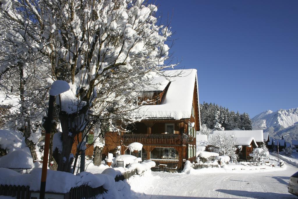 Hotel Gasthaus Schaefle Buerserberg Ngoại thất bức ảnh
